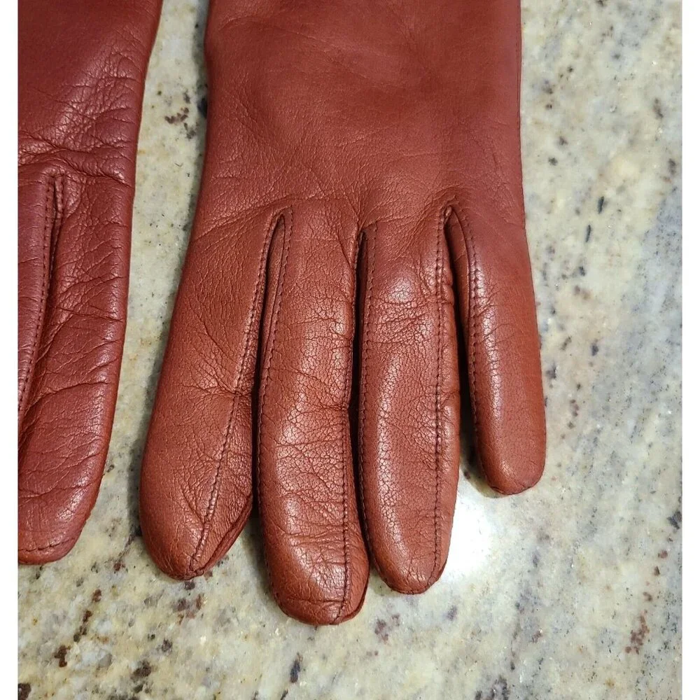 Vintage Size M Red Orange Soft Leather Knit Lined 8.5